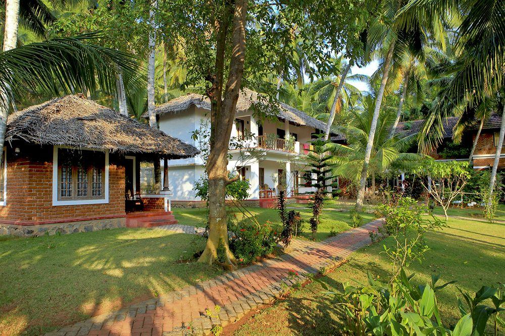 Abad Harmonia Ayurvedic Beach Resort Kovalam Exteriér fotografie
