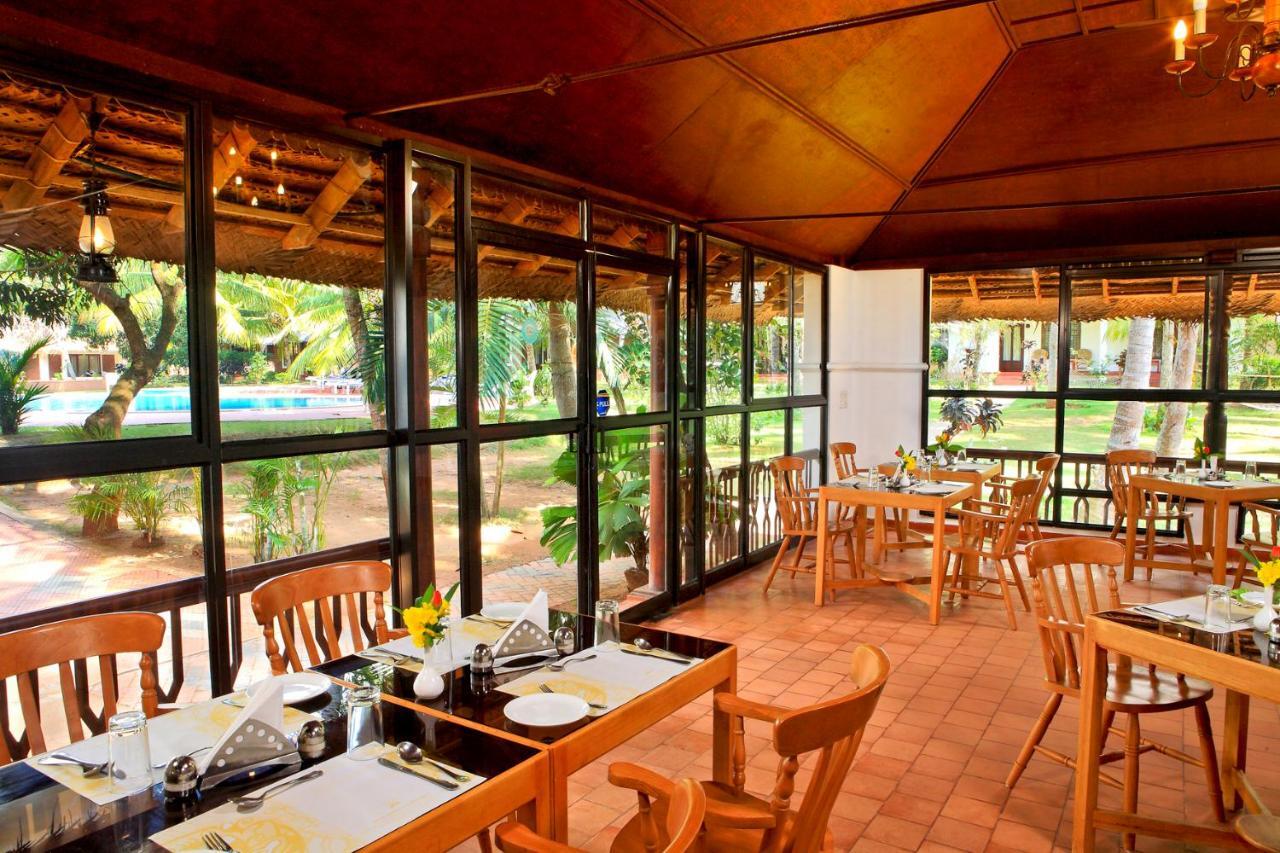 Abad Harmonia Ayurvedic Beach Resort Kovalam Exteriér fotografie